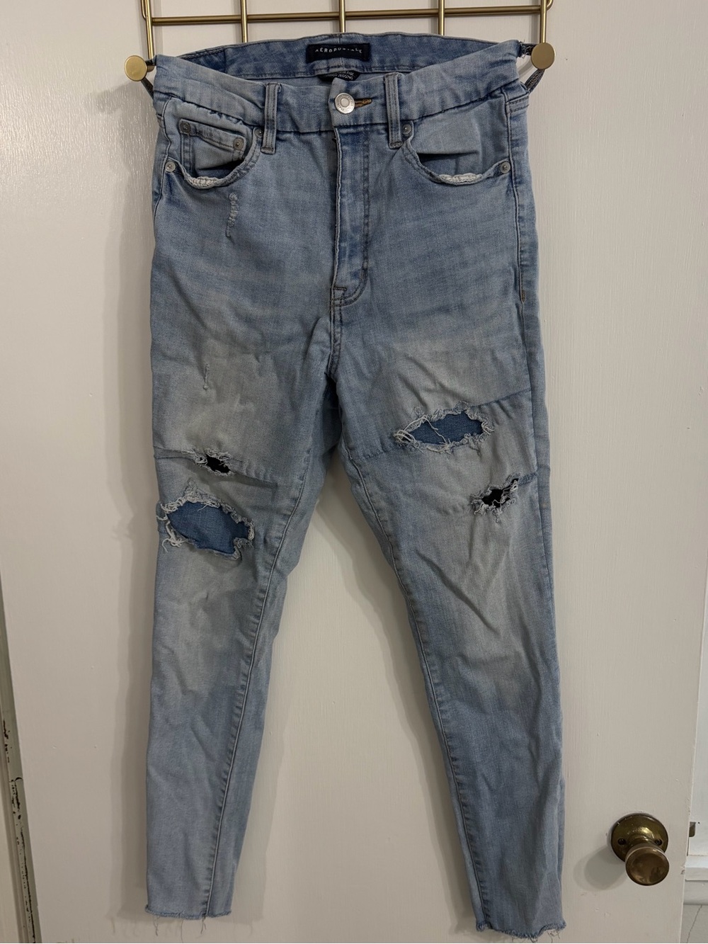 Aeropostale Light Blue Distressed Skinny Jeans